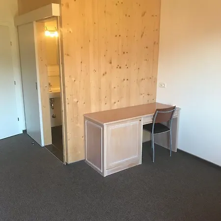 Hostel Falken Horst