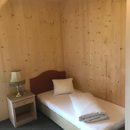 Hostel Falken Horst *