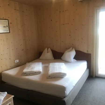 Falken Horst Hostel Lienz